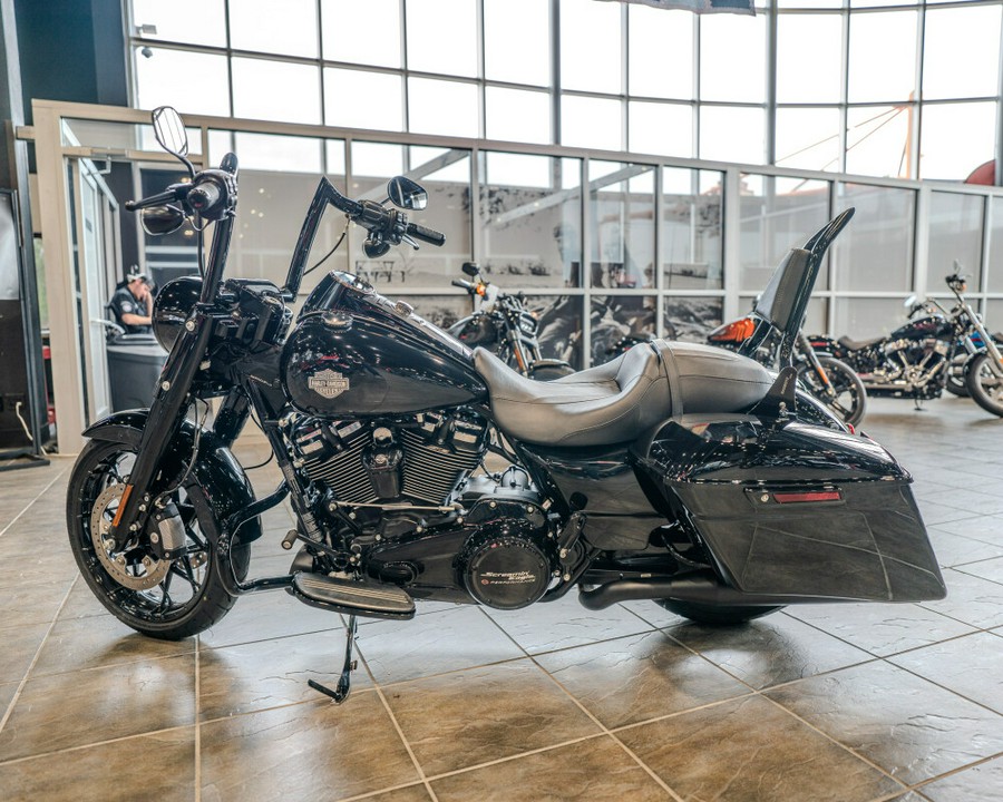 2024 Road King Special FLHRXS