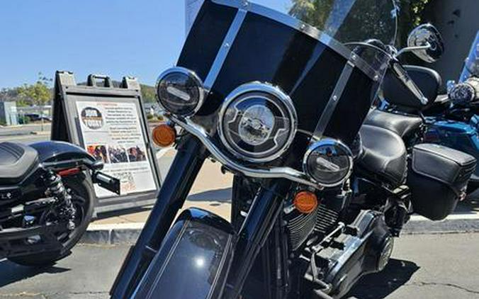 2021 Harley-Davidson® FLHCS - Heritage Classic 114