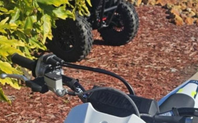 2026 Triumph TF 450-X Jet Black/Pure White 450-X