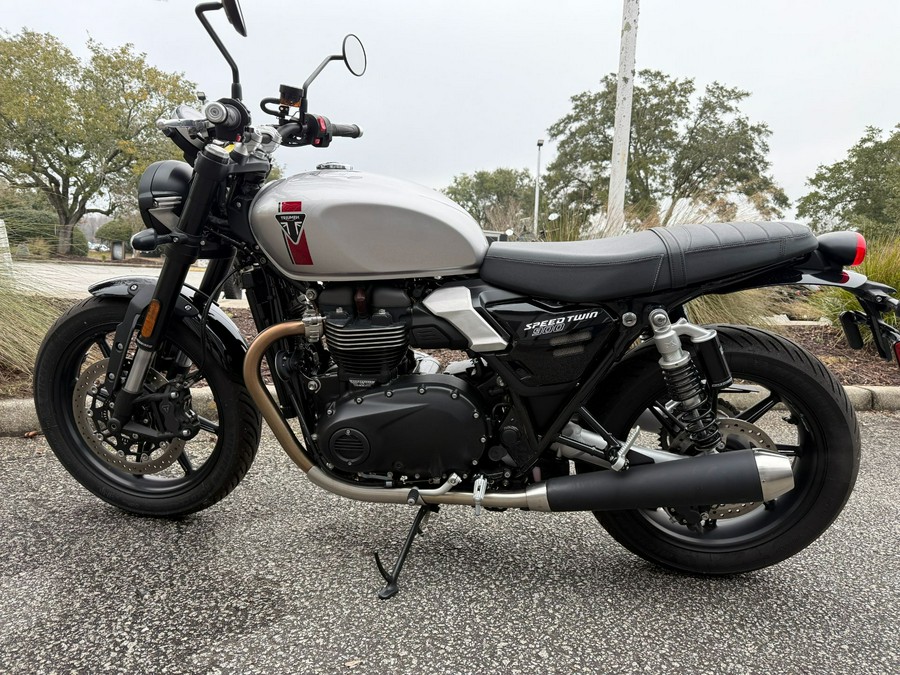 2025 Triumph Speed Twin 900