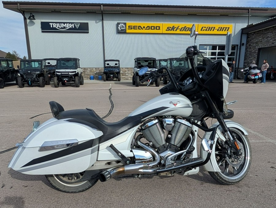 2016 Victory Magnum