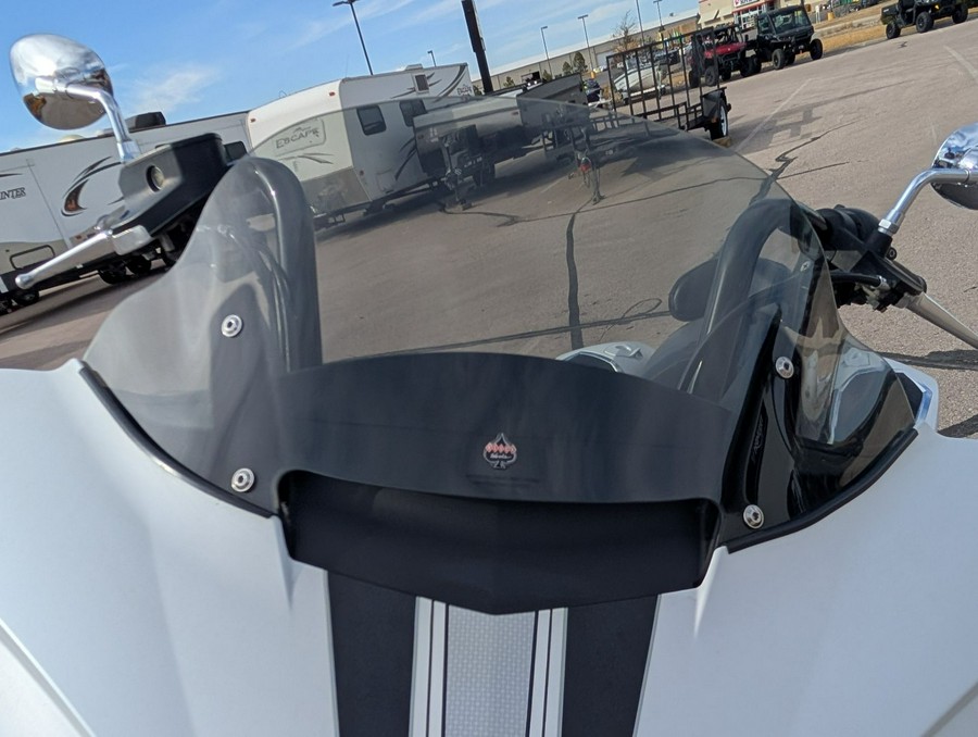 2016 Victory Magnum
