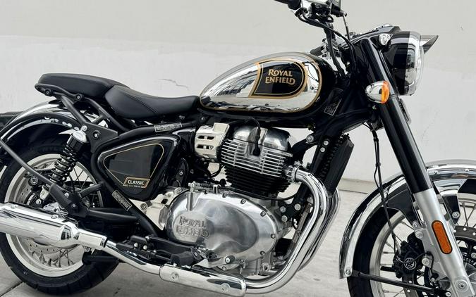2026 Royal Enfield Classic 650 Black Chrome