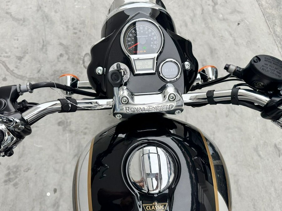 2026 Royal Enfield Classic 650 Black Chrome