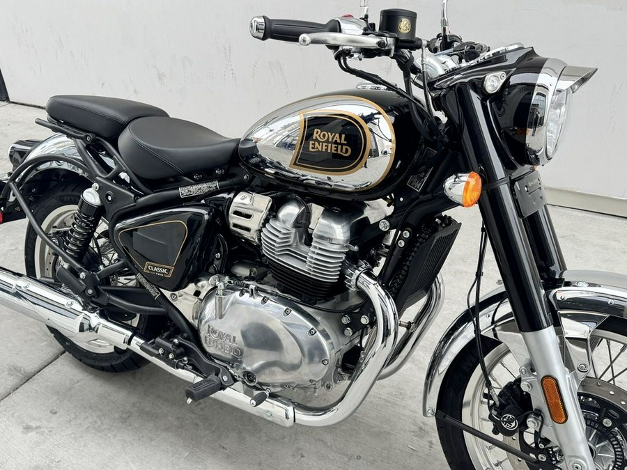 2026 Royal Enfield Classic 650 Black Chrome