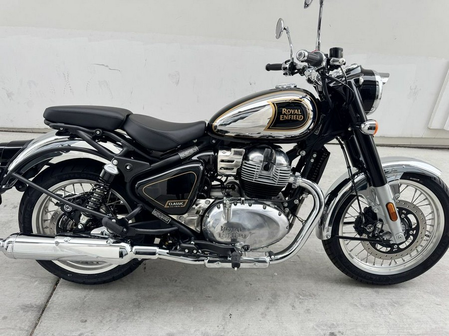 2026 Royal Enfield Classic 650 Black Chrome