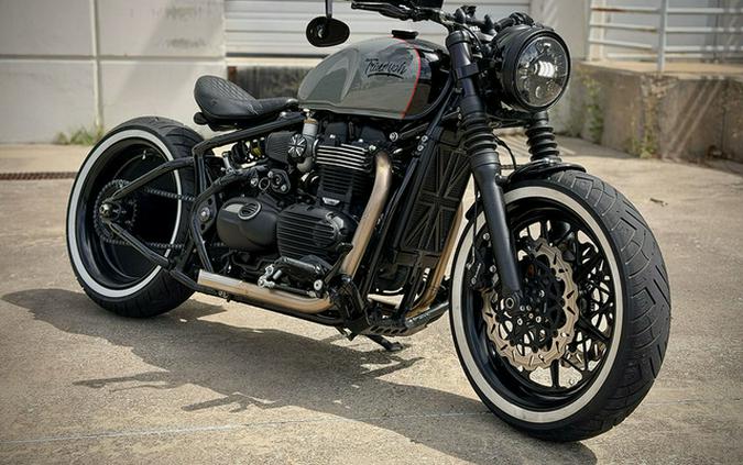 2022 Triumph Bonneville Bobber Custom