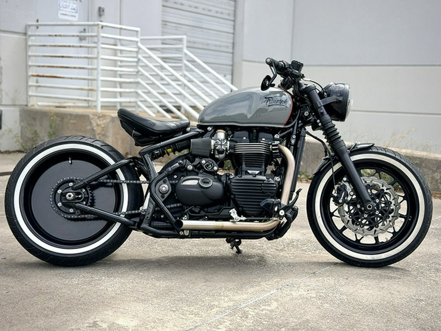 2022 Triumph Bonneville Bobber Custom