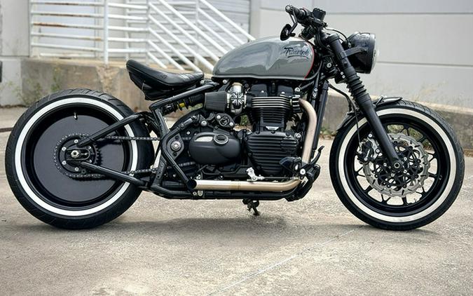 2022 Triumph Bonneville Bobber Custom