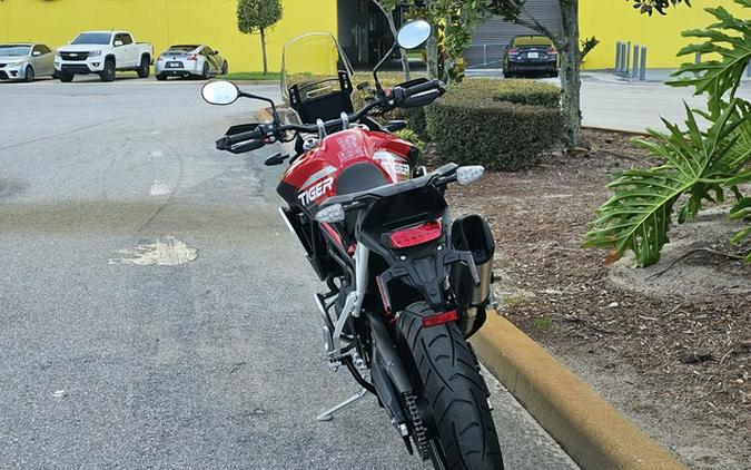 2024 Triumph Tiger 900 GT Aragon Edition Diablo Red/Phantom Bla