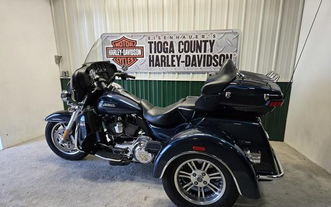 2016 Harley-Davidson® FLHTCUTG - Tri Glide® Ultra