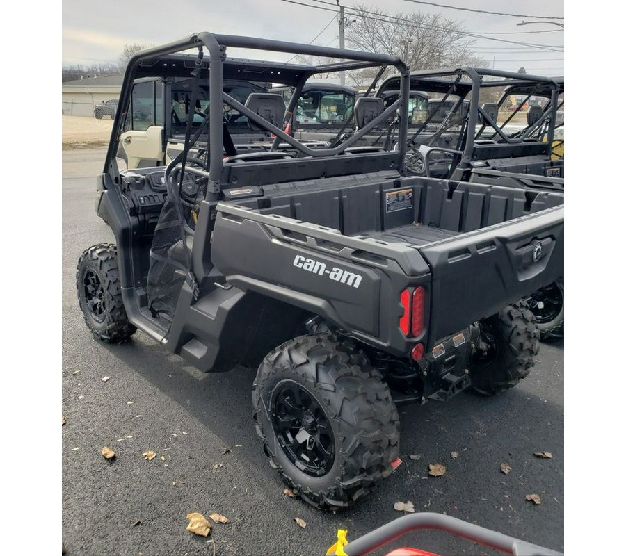 2023 Can-Am® Defender DPS HD9 Timeless Black