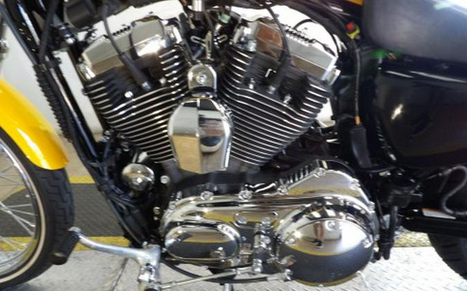 2013 Harley-Davidson Sportster® Seventy-Two®