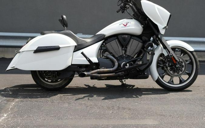 2016 Victory Motorcycles Cross Country Suede Pearl White