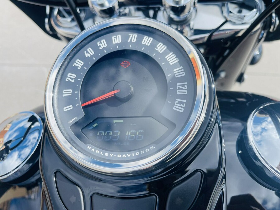 2021 Harley-Davidson Heritage Classic 114 w/ Mark Brodie Pinstriping FLHCS