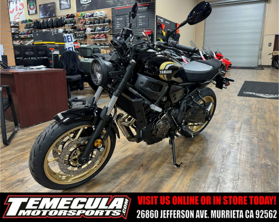 2025 Yamaha XSR 700