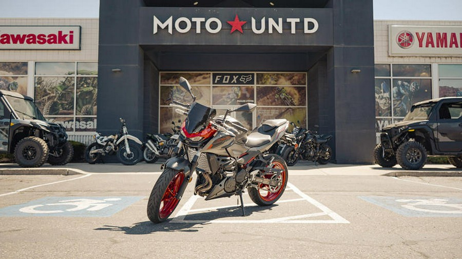 2025 Kawasaki Z500 SE ABS