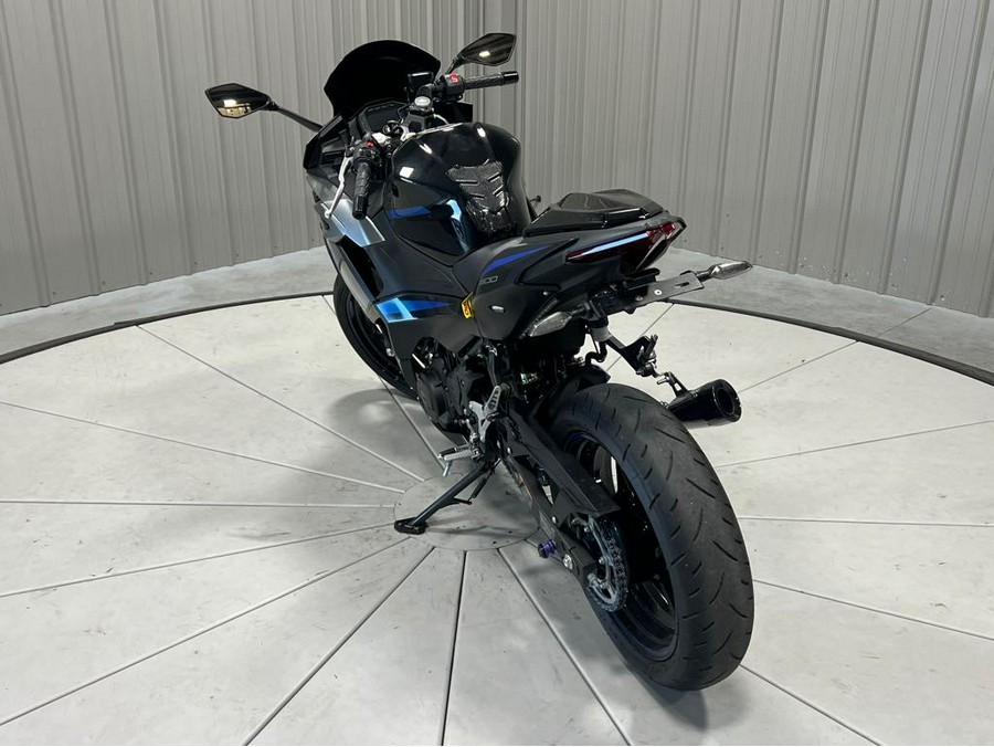 2025 Kawasaki NINJA 500 ABS SE