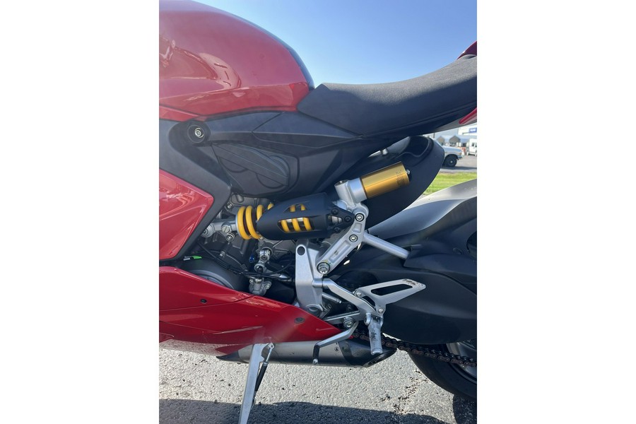 2024 Ducati Panigale V2