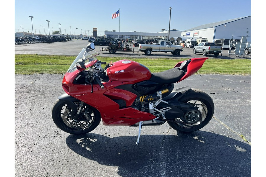 2024 Ducati Panigale V2