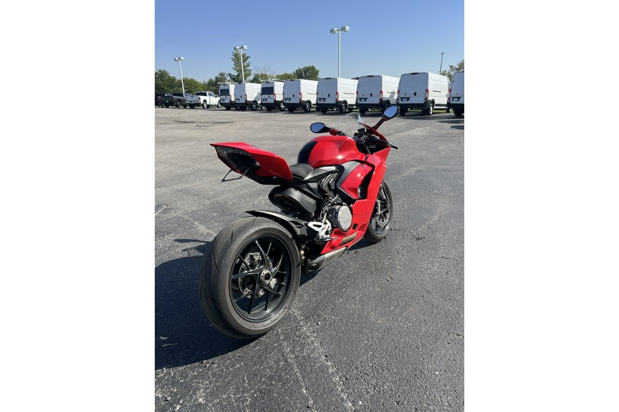 2024 Ducati Panigale V2