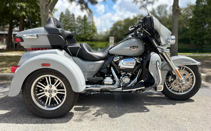 2024 Harley-Davidson® Tri Glide® Ultra Billiard Gray