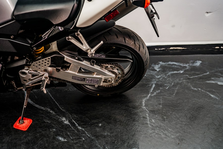 2002 Honda CBR®954RR