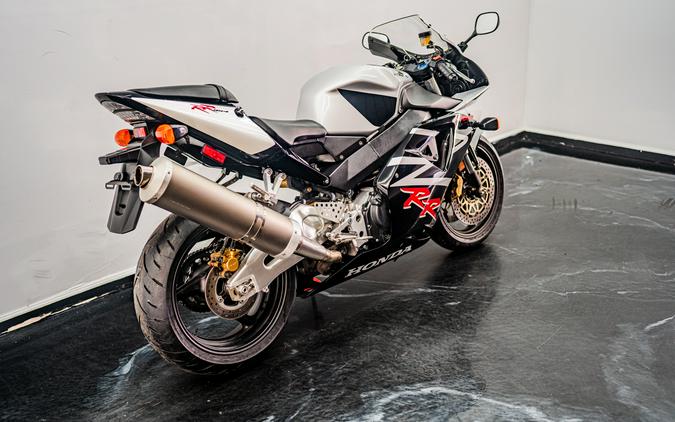 2002 Honda CBR®954RR
