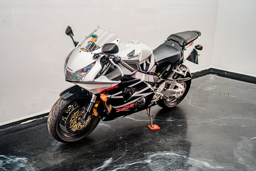 2002 Honda CBR®954RR