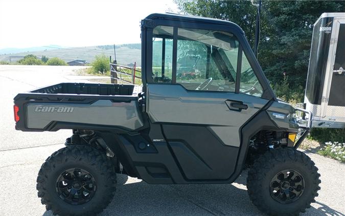 2024 Can-Am™ Defender Limited HD10