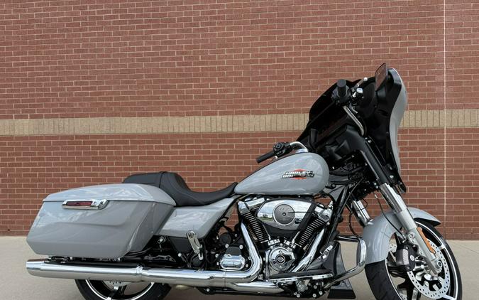 FLHX 2025 Street Glide®