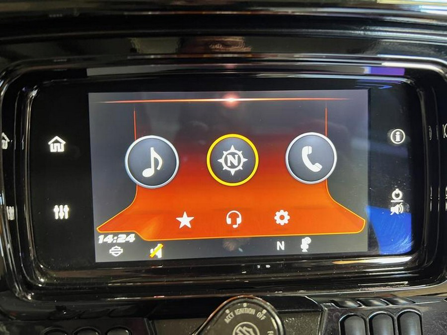 2019 Harley-Davidson® FLHXS - Street Glide® Special