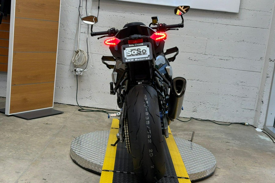 2026 BMW M 1000 R