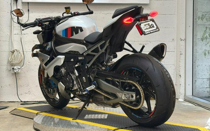 2026 BMW M 1000 R