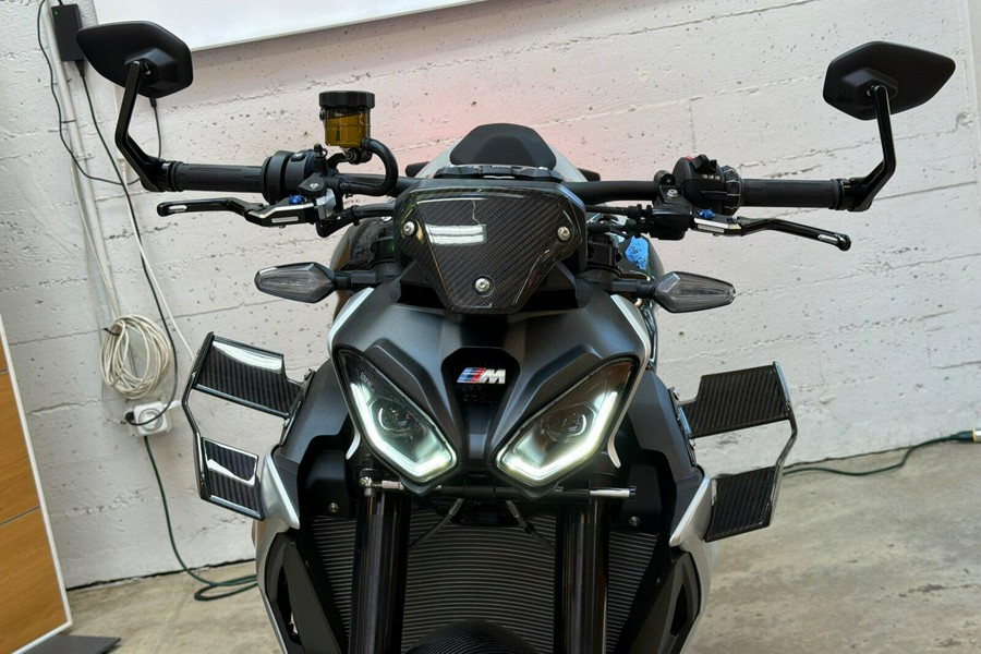2026 BMW M 1000 R