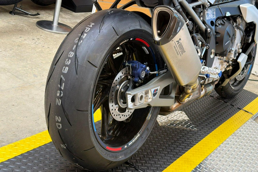 2026 BMW M 1000 R