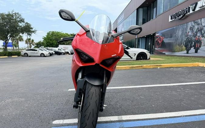 2023 Ducati Panigale V2 Ducati Red