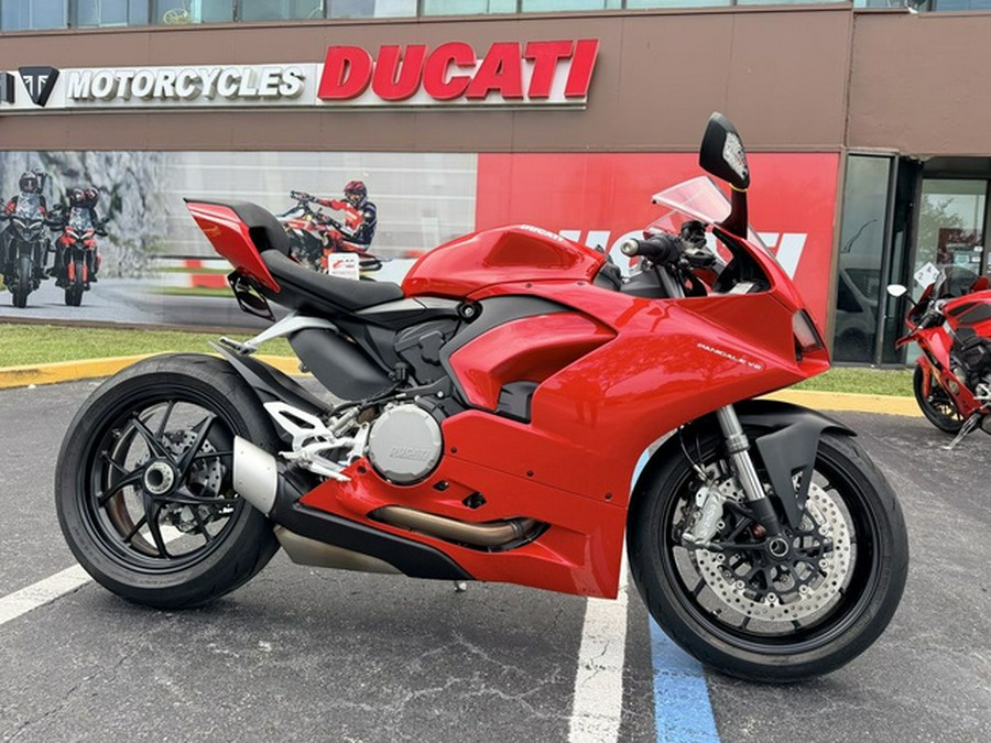 2023 Ducati Panigale V2 Ducati Red