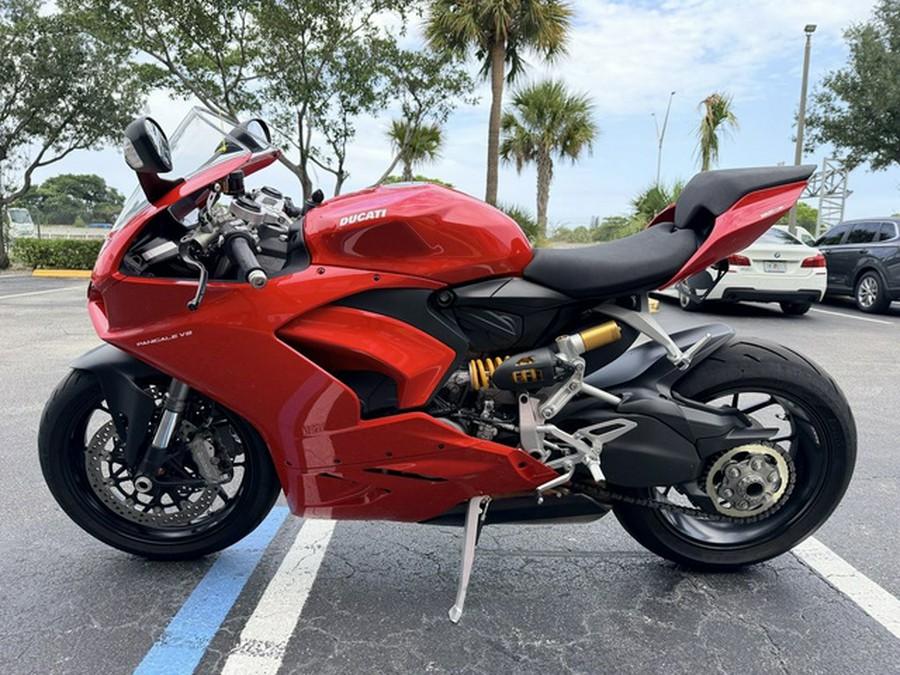 2023 Ducati Panigale V2 Ducati Red