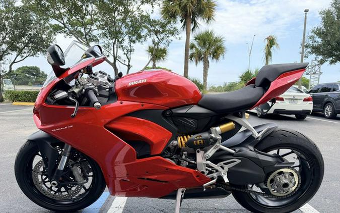 2023 Ducati Panigale V2 Ducati Red