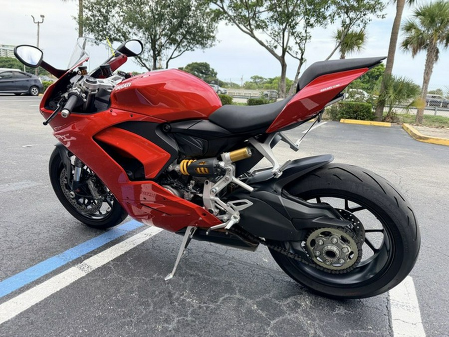 2023 Ducati Panigale V2 Ducati Red