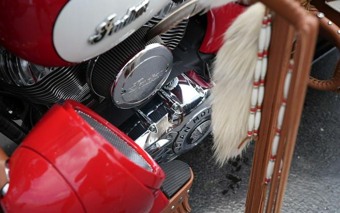 2019 Indian Motorcycle Chief Vintage Icon Series Patriot Red/Pearl White