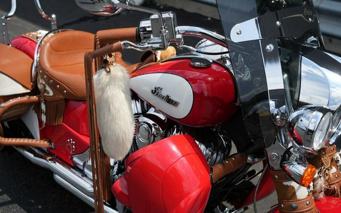 2019 Indian Motorcycle Chief Vintage Icon Series Patriot Red/Pearl White
