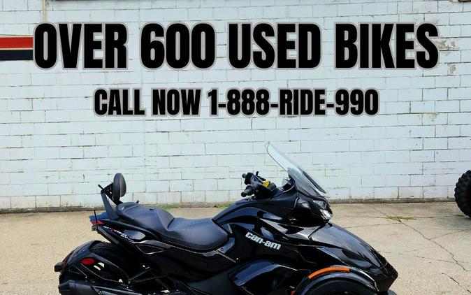 2013 Can-Am Spyder ST Limited SE5 - FP8667