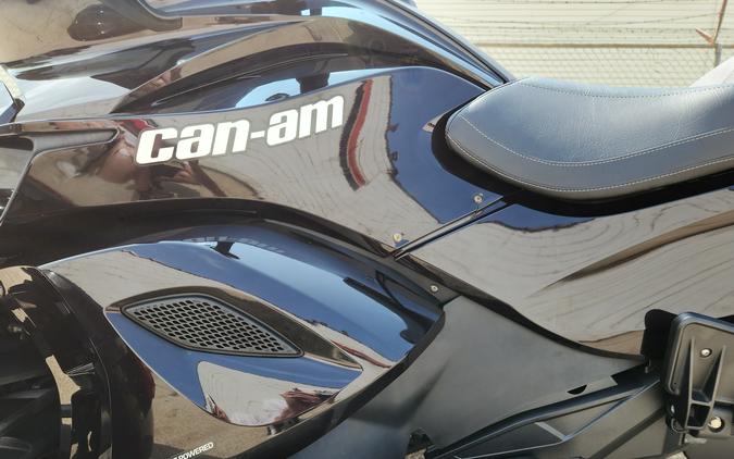 2013 Can-Am Spyder ST Limited SE5 - FP8667