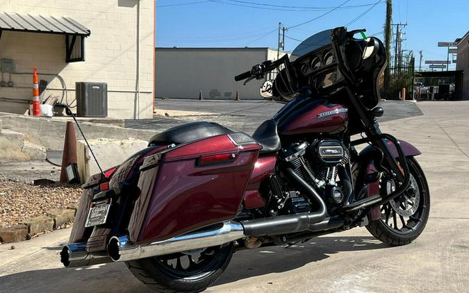 2018 Harley-Davidson® FLHXS - Street Glide® Special