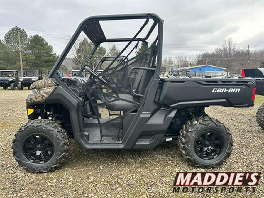 2023 Can-Am Defender DPS HD9