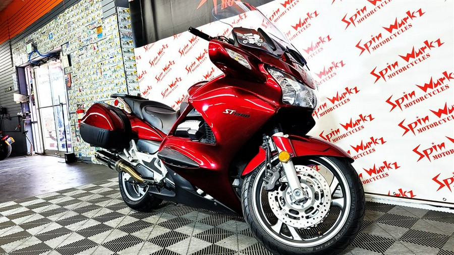 2005 Honda ST-1300