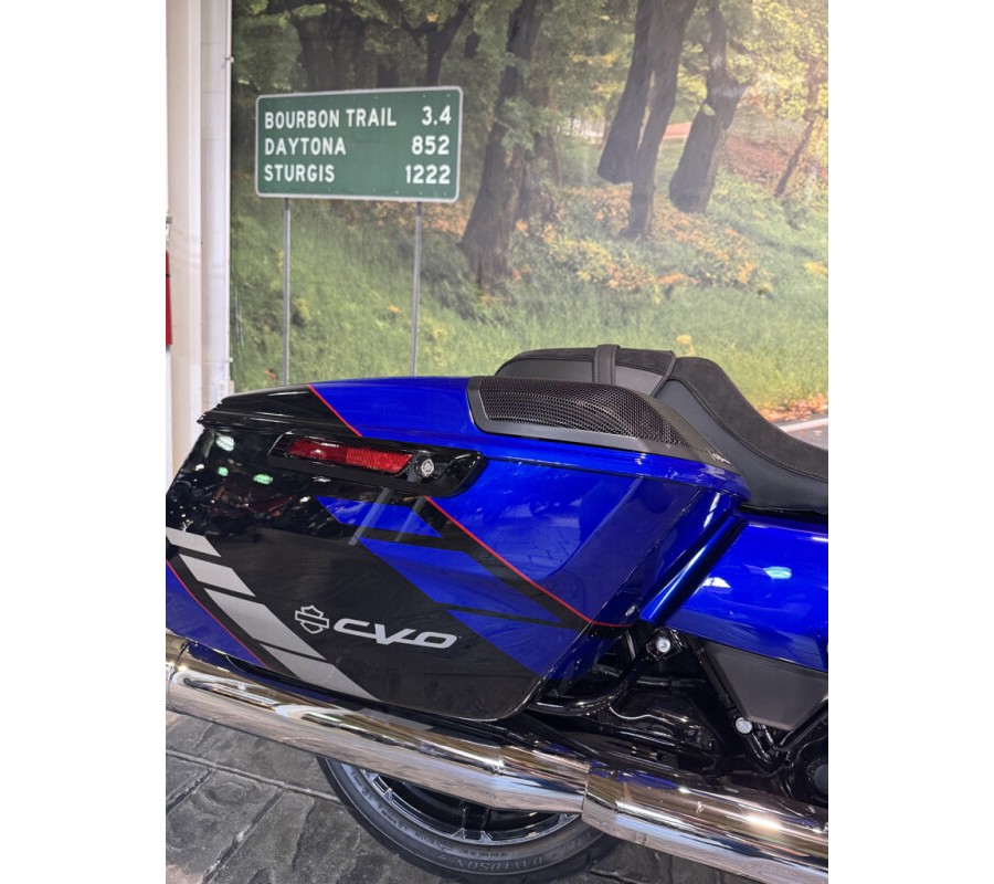 2025 Harley-Davidson CVO Street Glide
