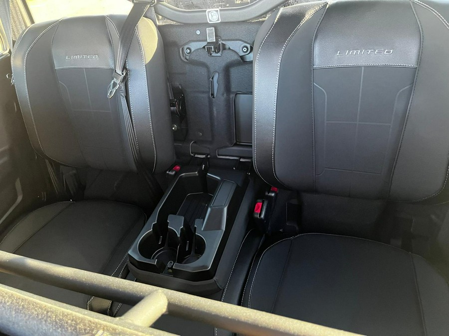 2026 Can-Am SSV DEFENDER MAX LTD 65 HD11 WH HB 26 HYBRID WHI TE